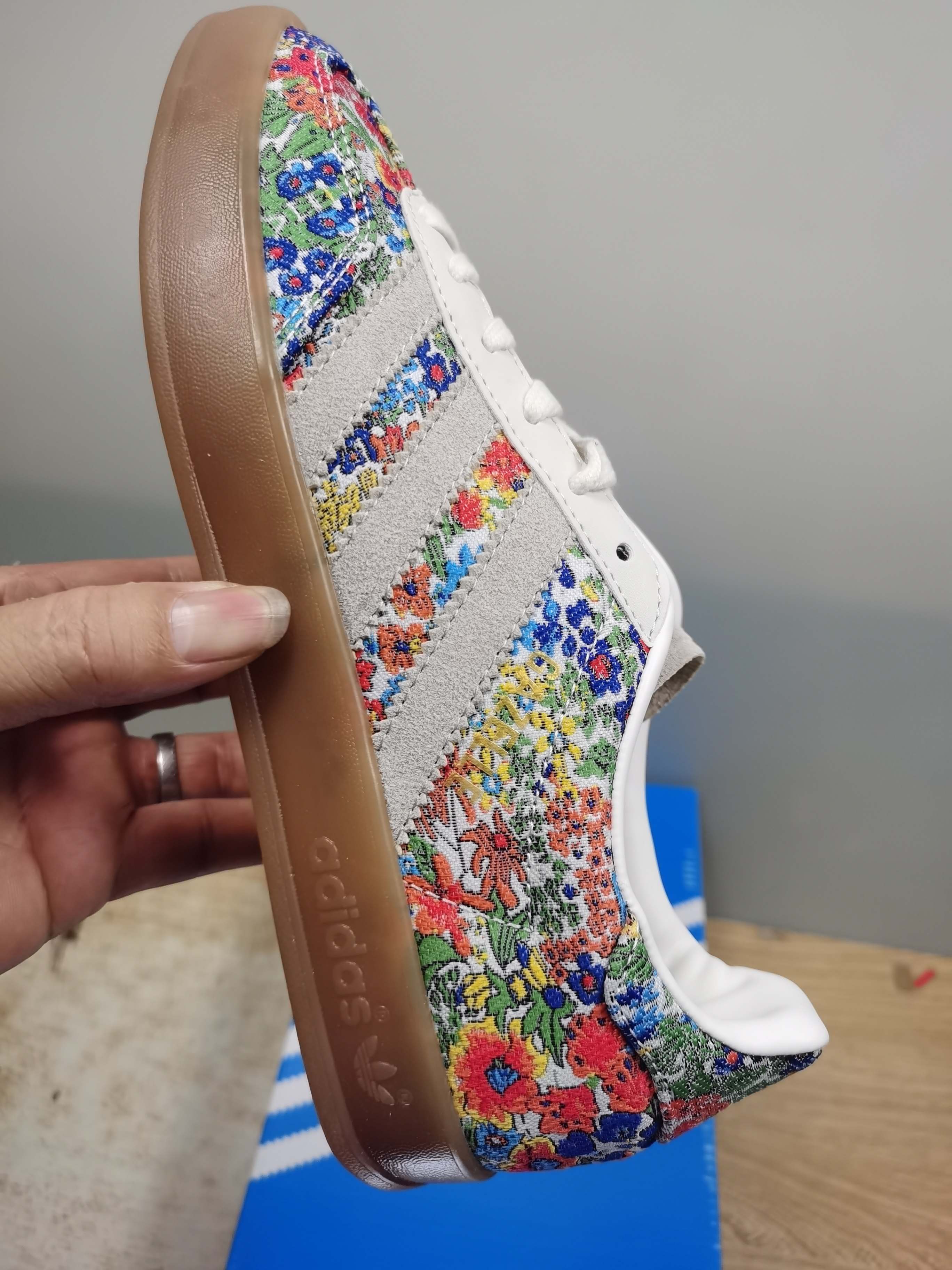 7003--Adidas-29.99$ gallery