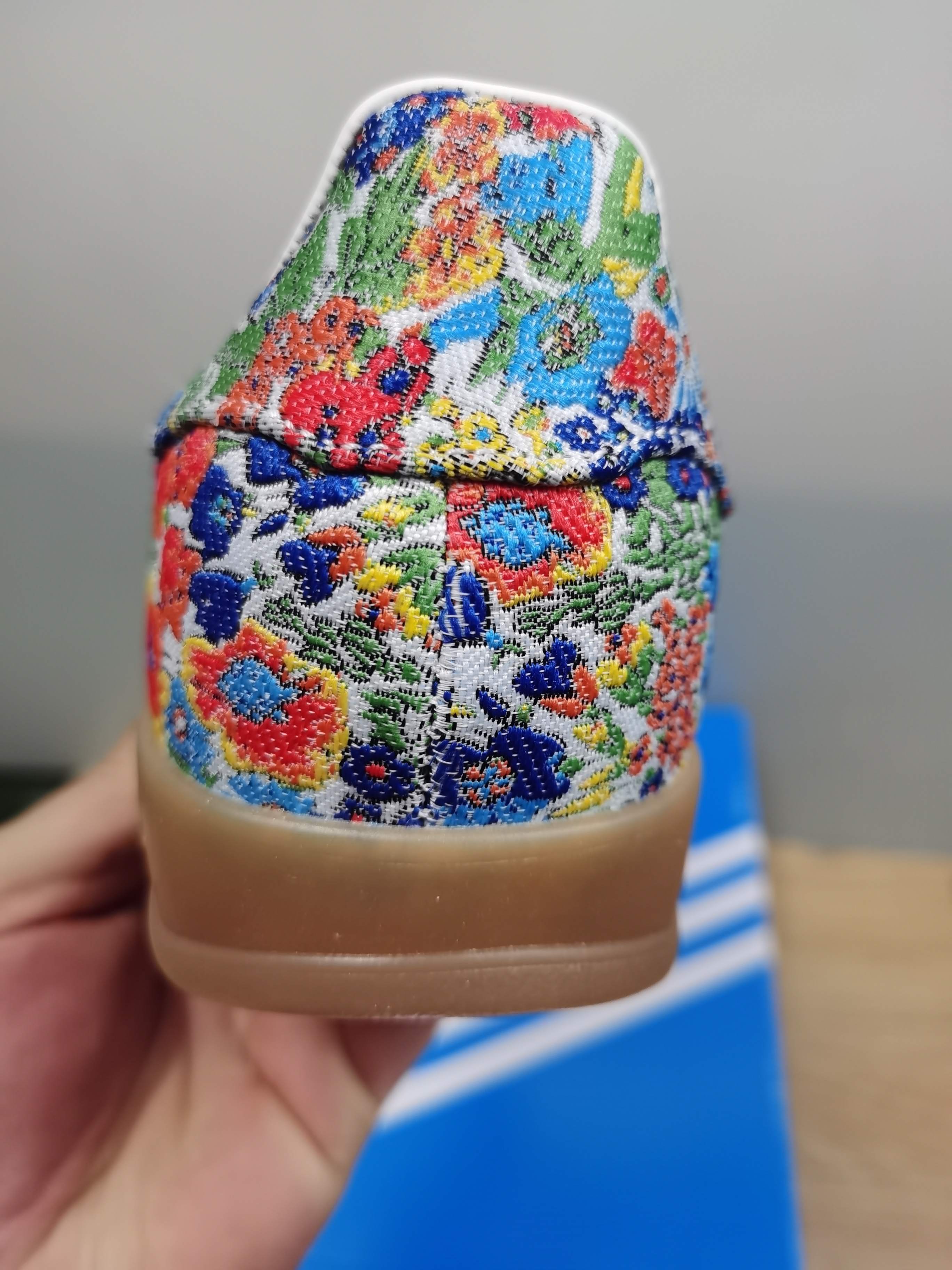 7003--Adidas-29.99$ gallery