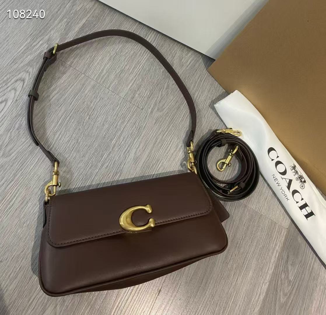 7005--COACH-36.99$ gallery