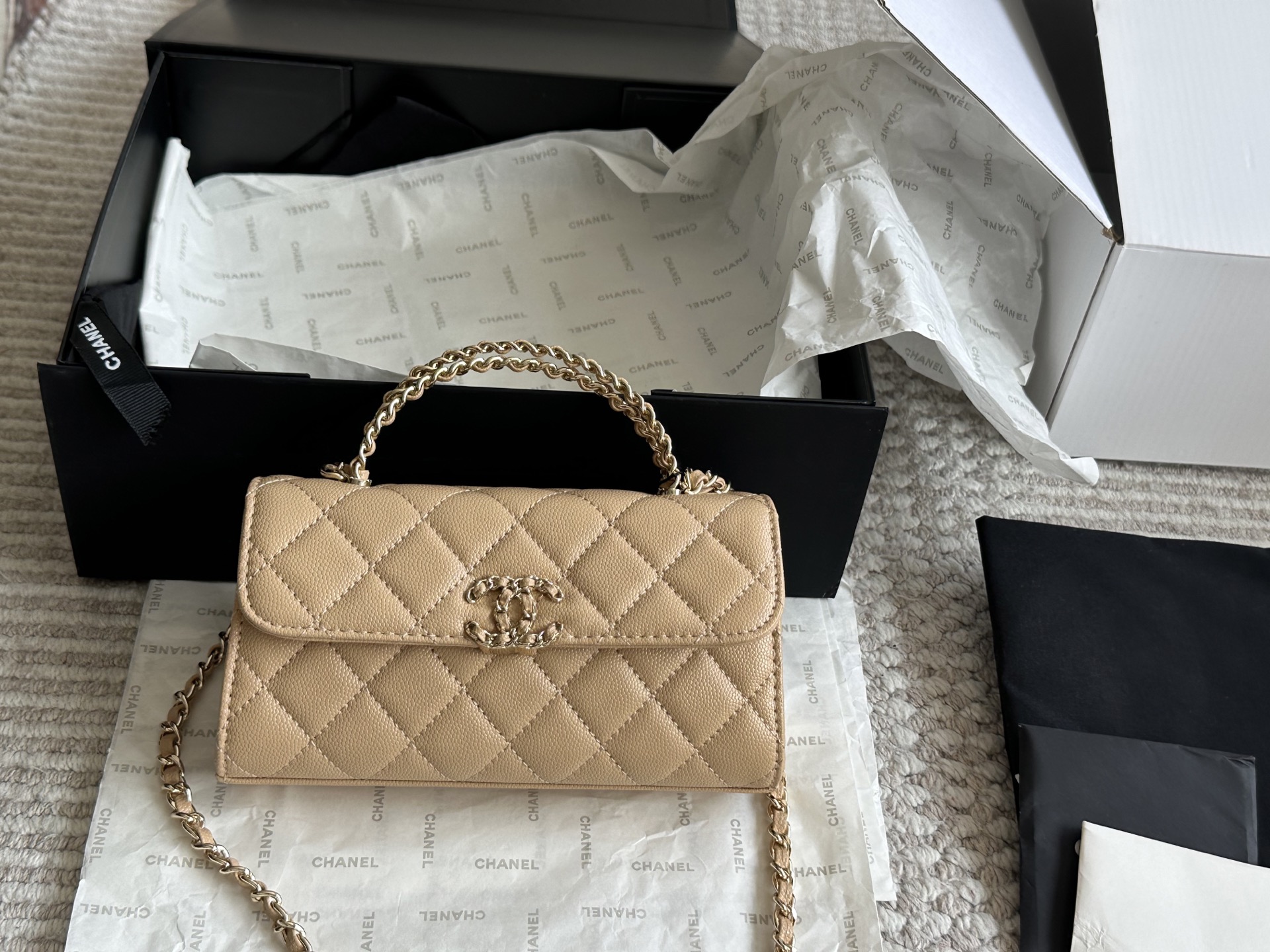 90171-CHANEL-36.99$ gallery