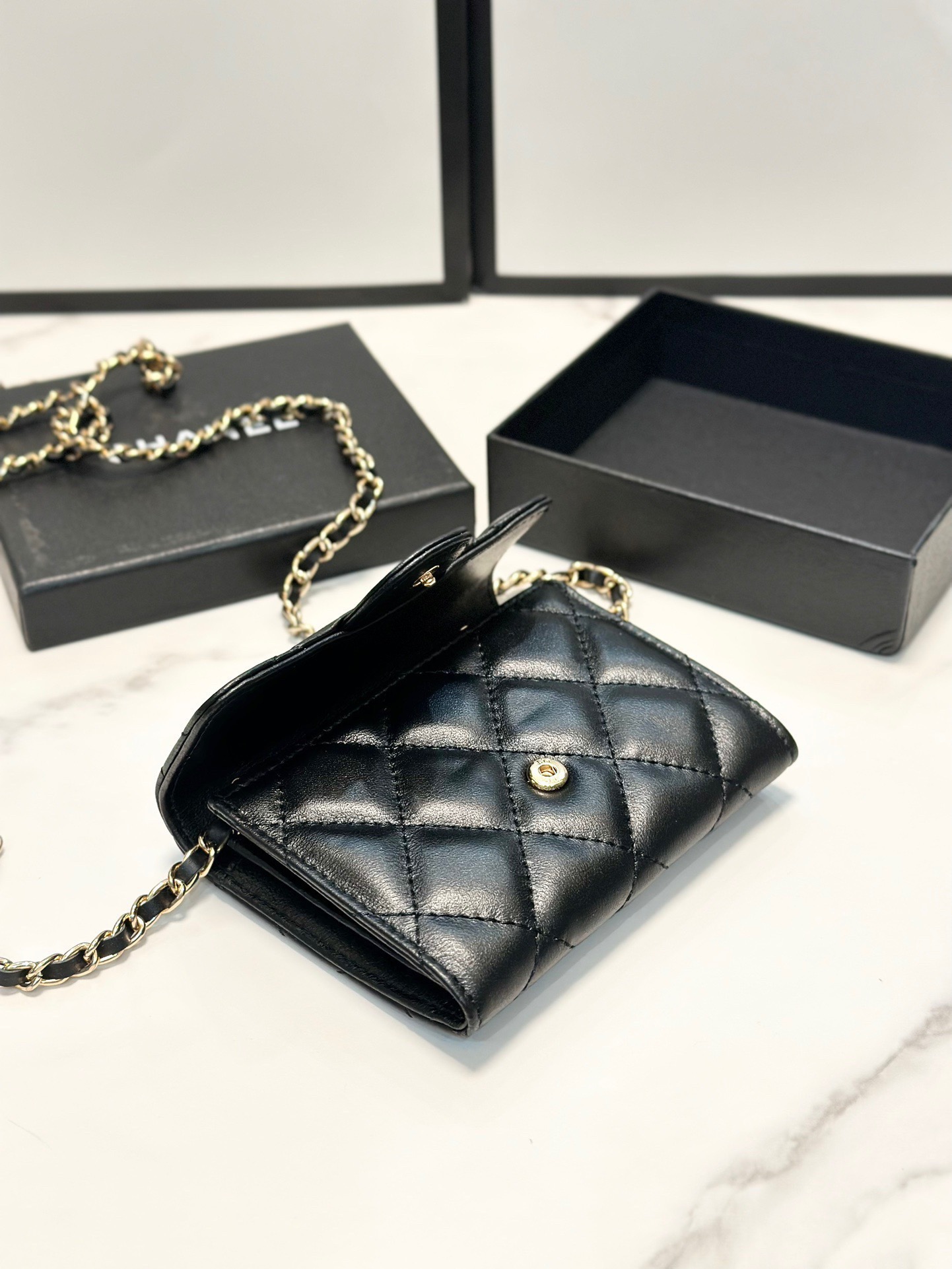 90177-CHANEL-36.99$ gallery