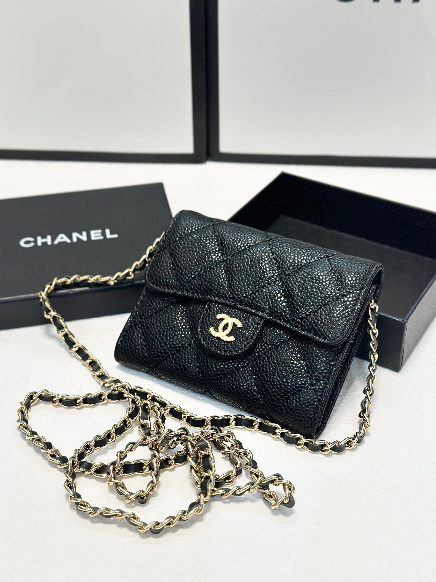 90177-CHANEL-36.99$ gallery