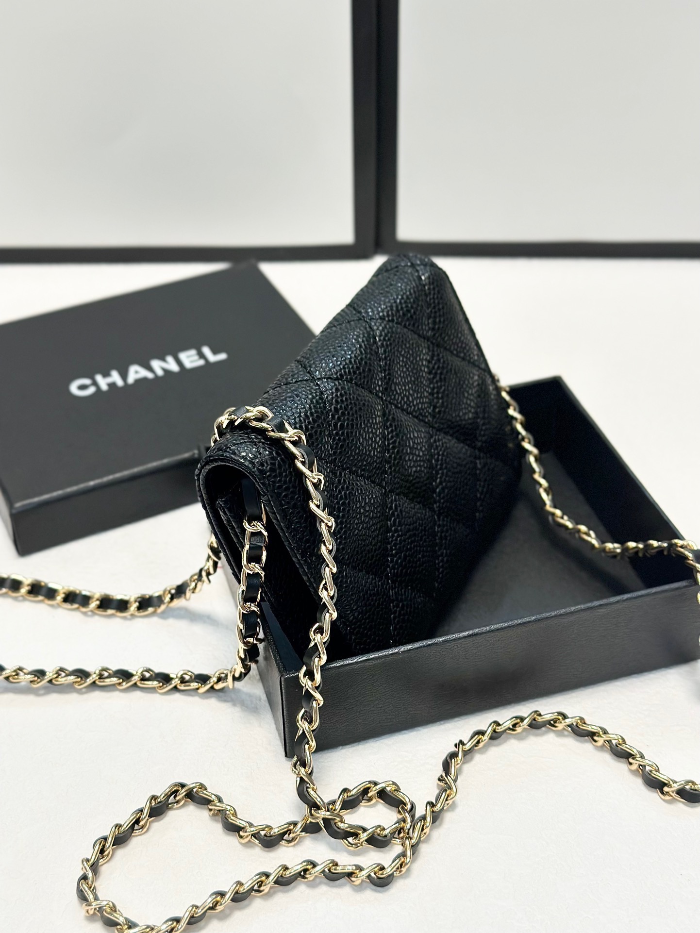 90177-CHANEL-36.99$ gallery