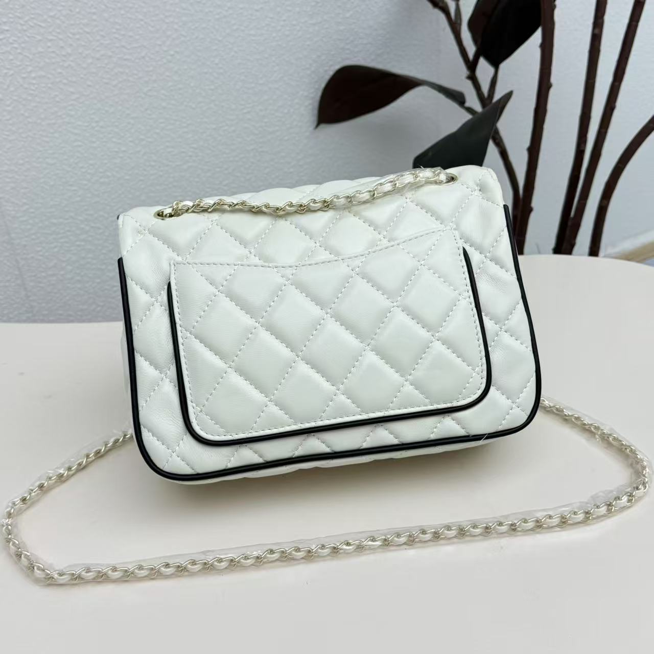 90214-CHANEL-36.99$ gallery