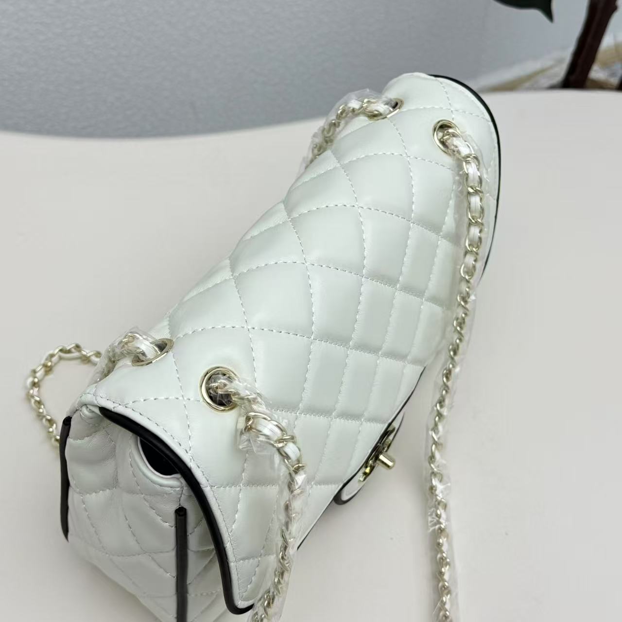 90214-CHANEL-36.99$ gallery
