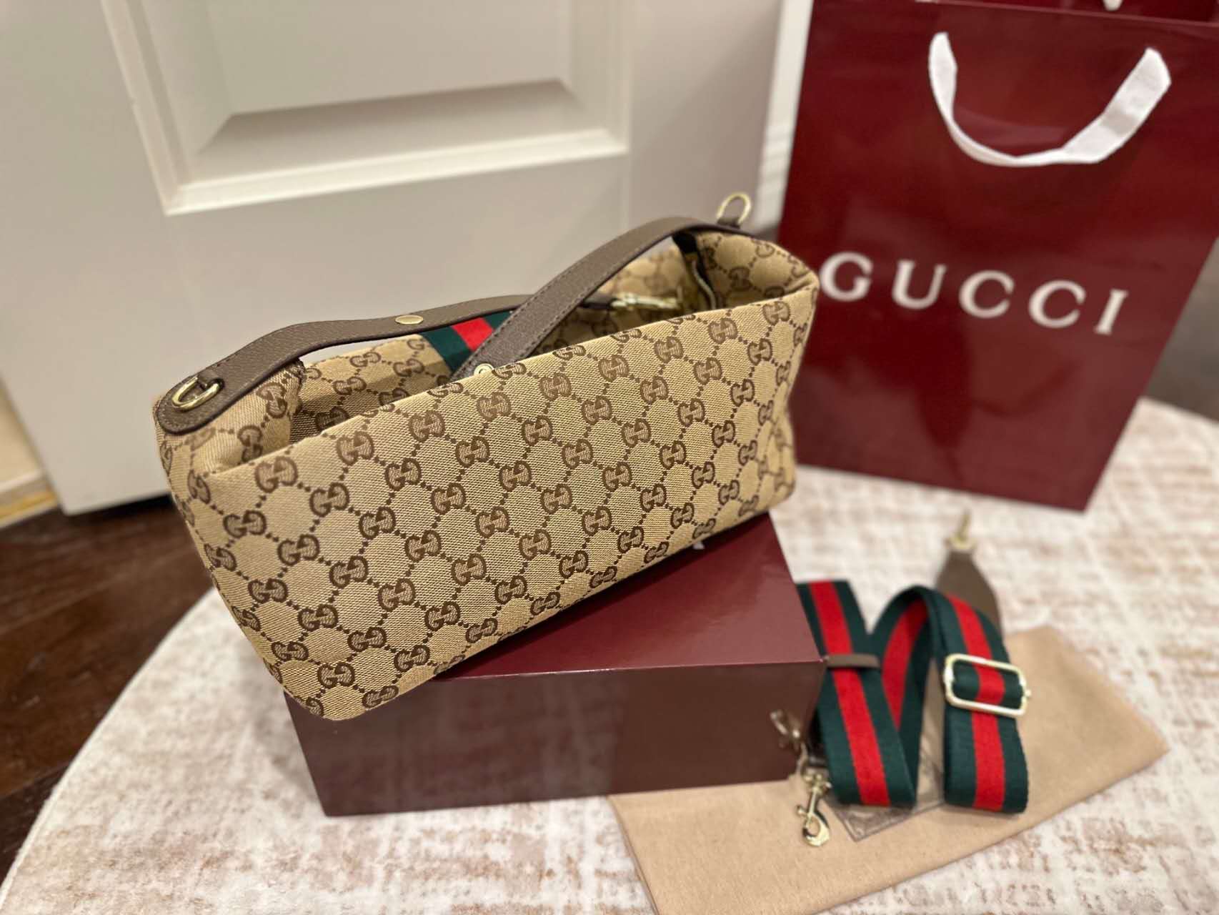 GUCCI $59 gallery