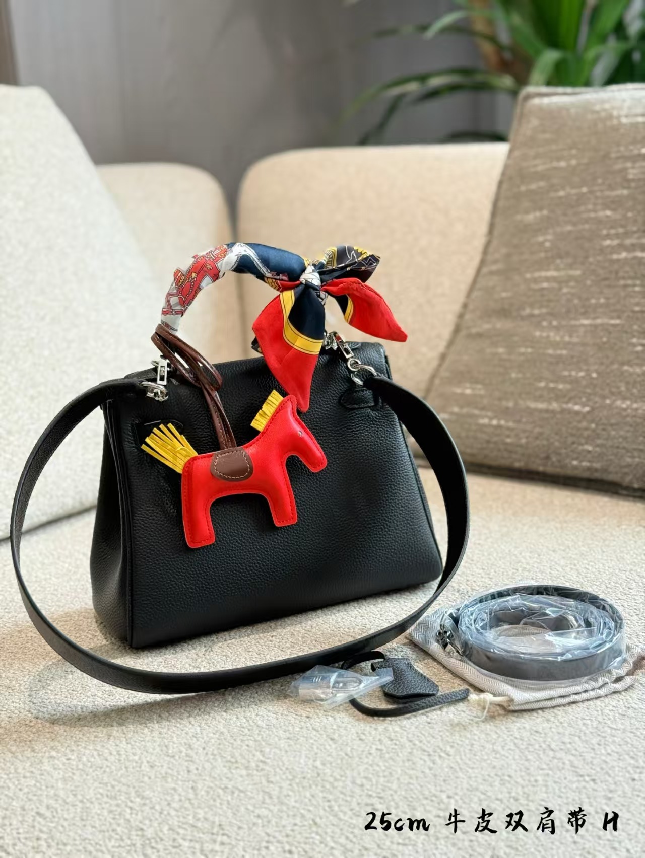 HERMES $162 gallery