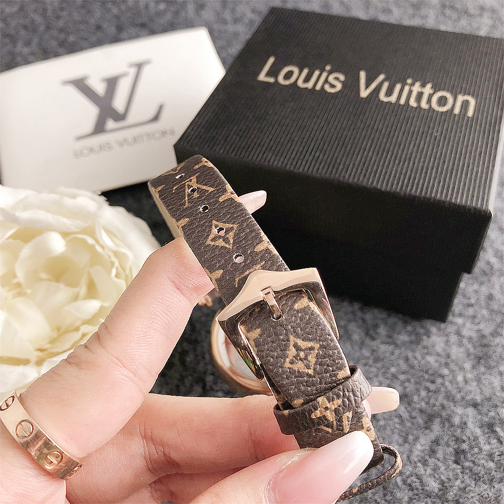 L_V $33 gallery