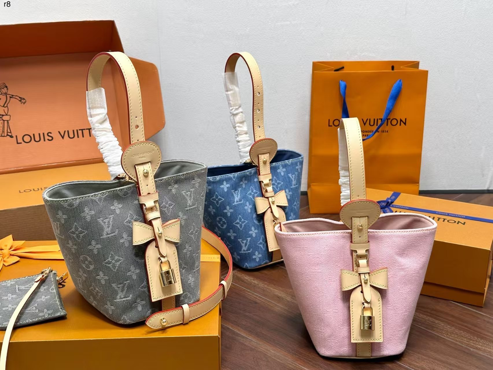 L_V $60 gallery