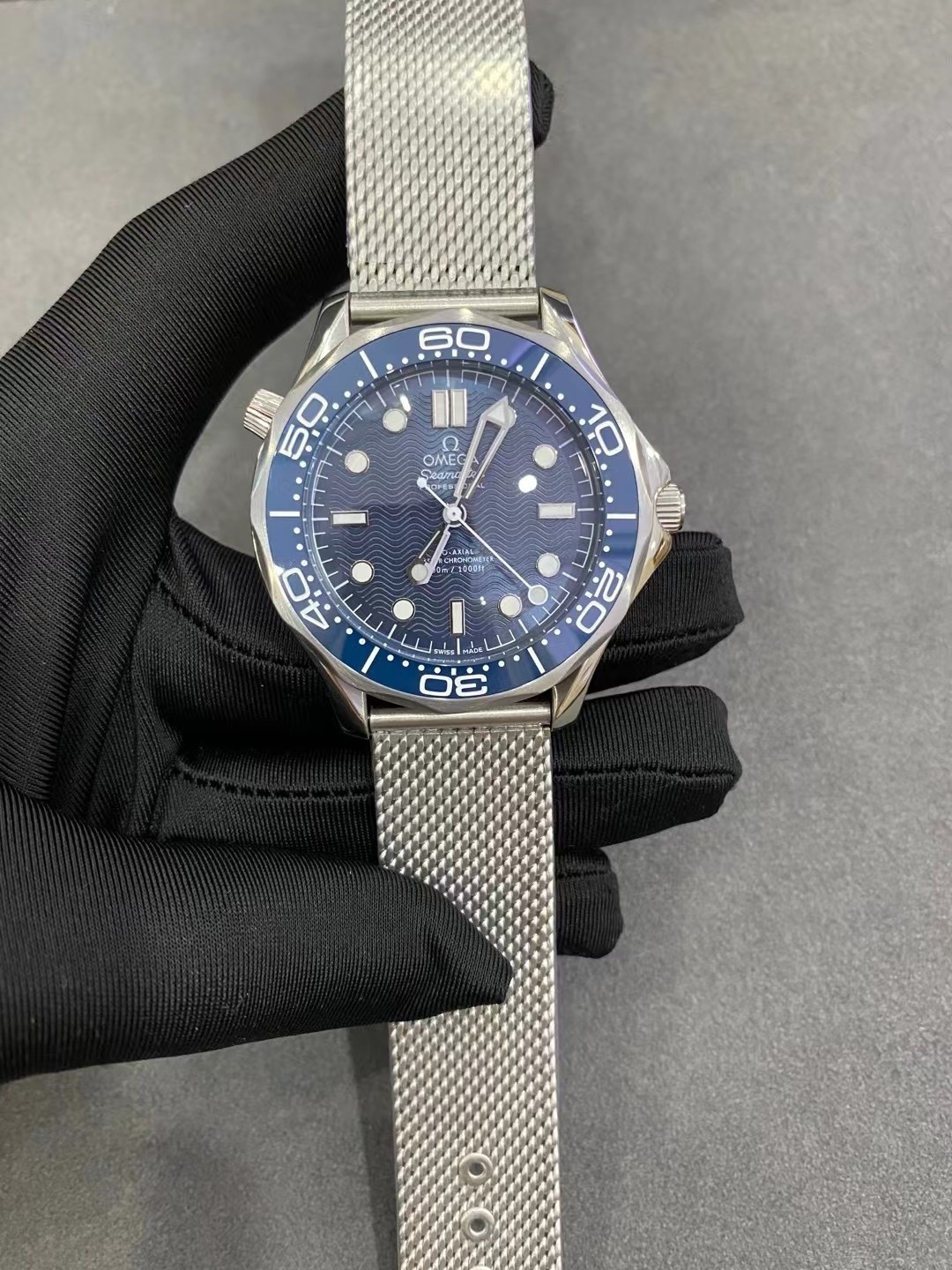 OMEGA $162 gallery