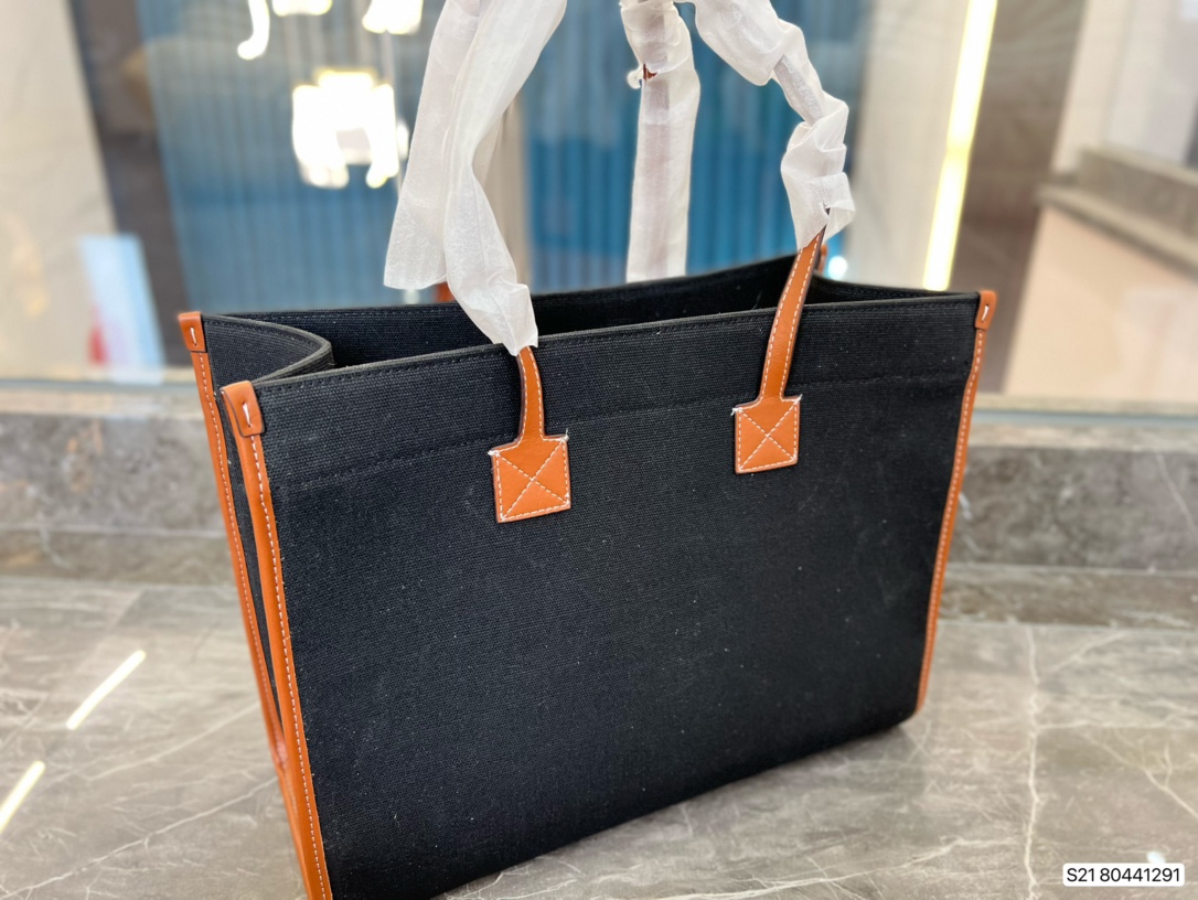 BURB_ERRY  $75 gallery