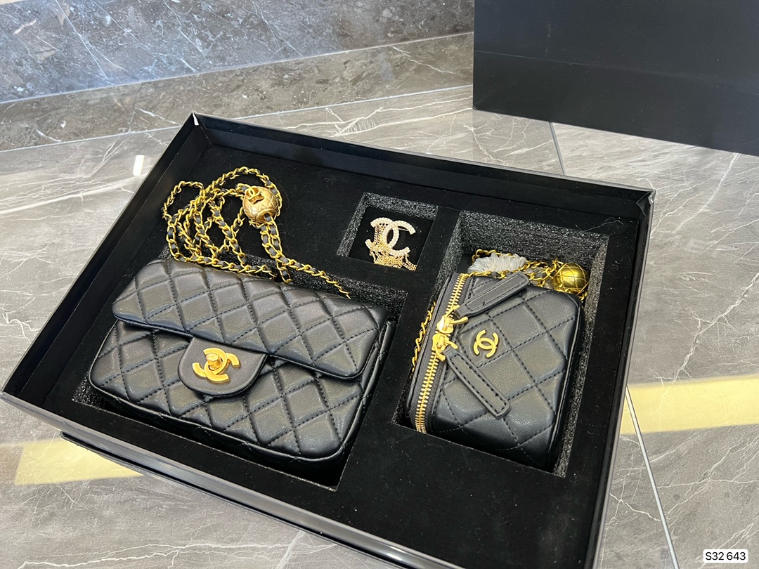 CC  $90 gallery