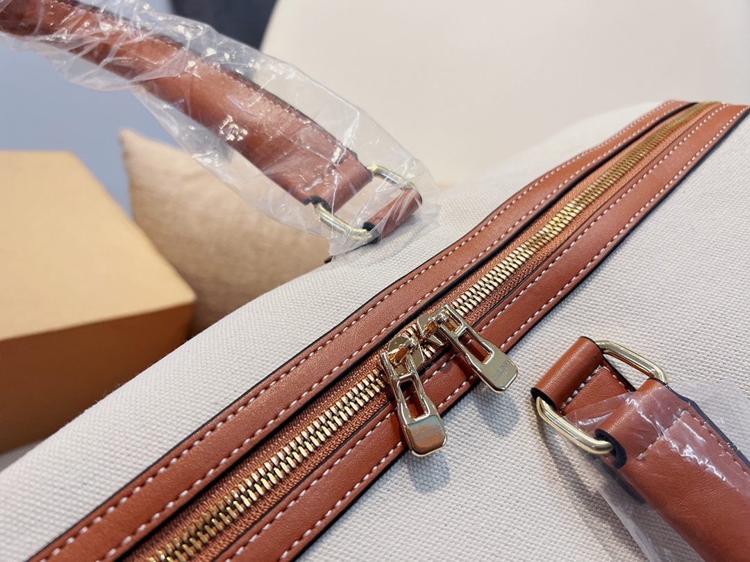 CELINE $95 gallery