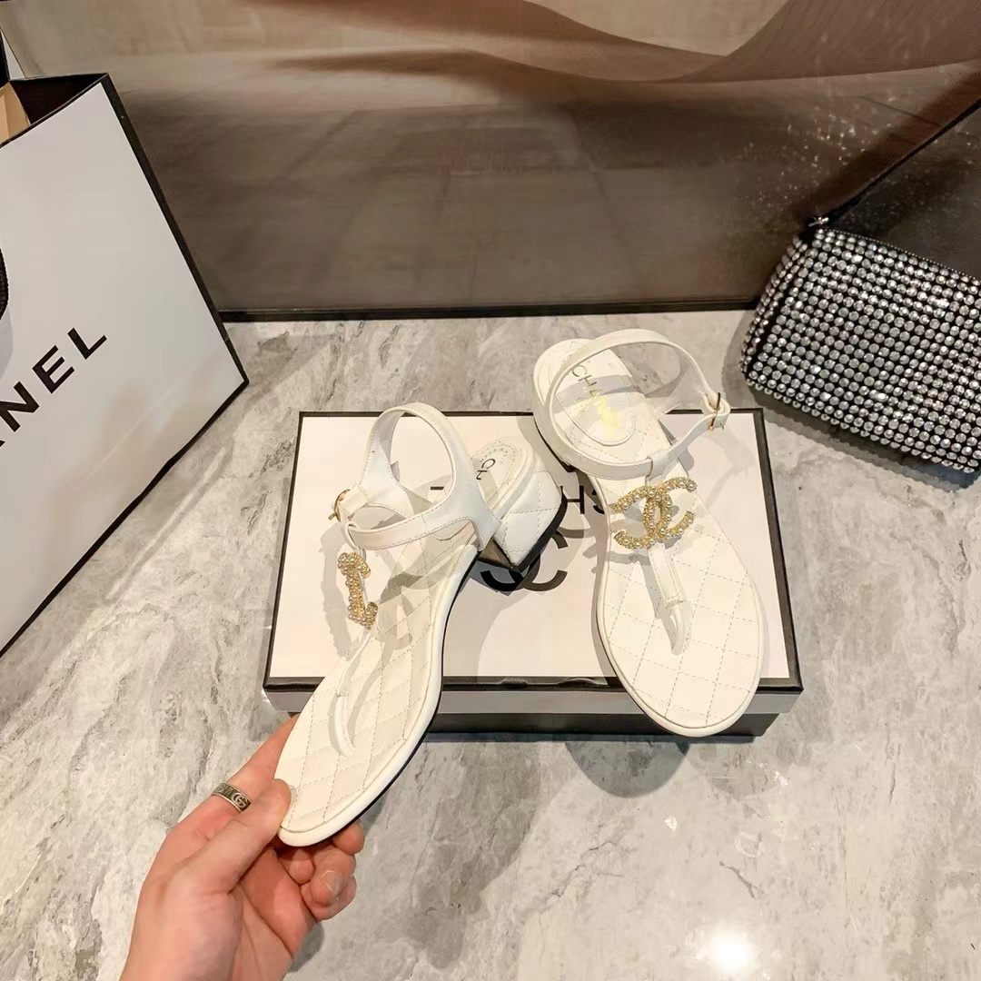 CHANEL $59 gallery