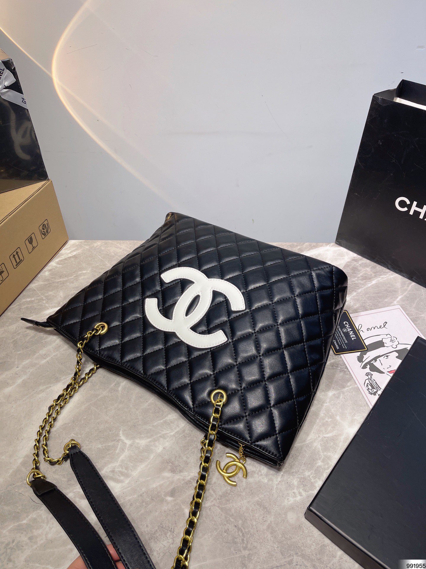 CHAN_EL  $62 gallery