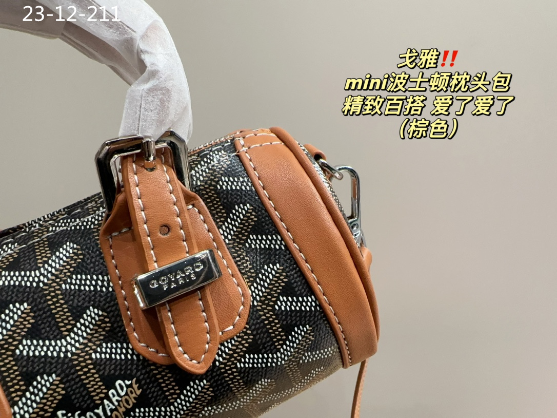GOYARD $70 gallery