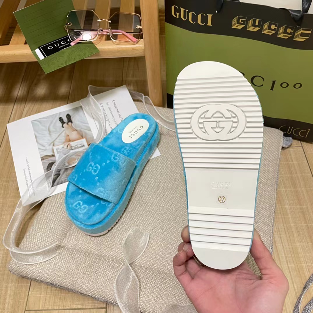GUCCI   $50 gallery