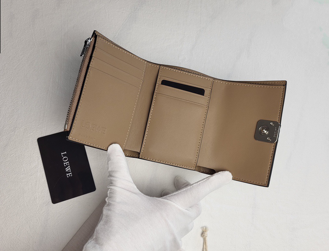 LOEWE $47 gallery