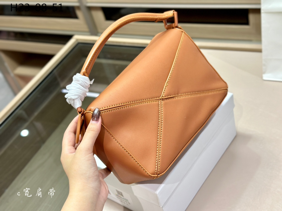 LOEWE $65 gallery