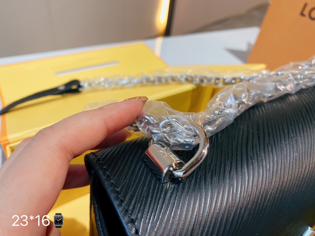 LV  $79 gallery