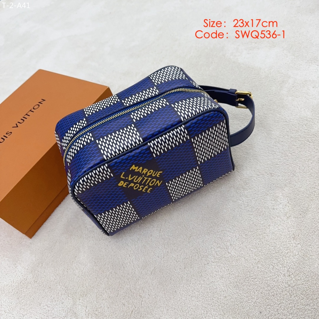 LV $52 gallery