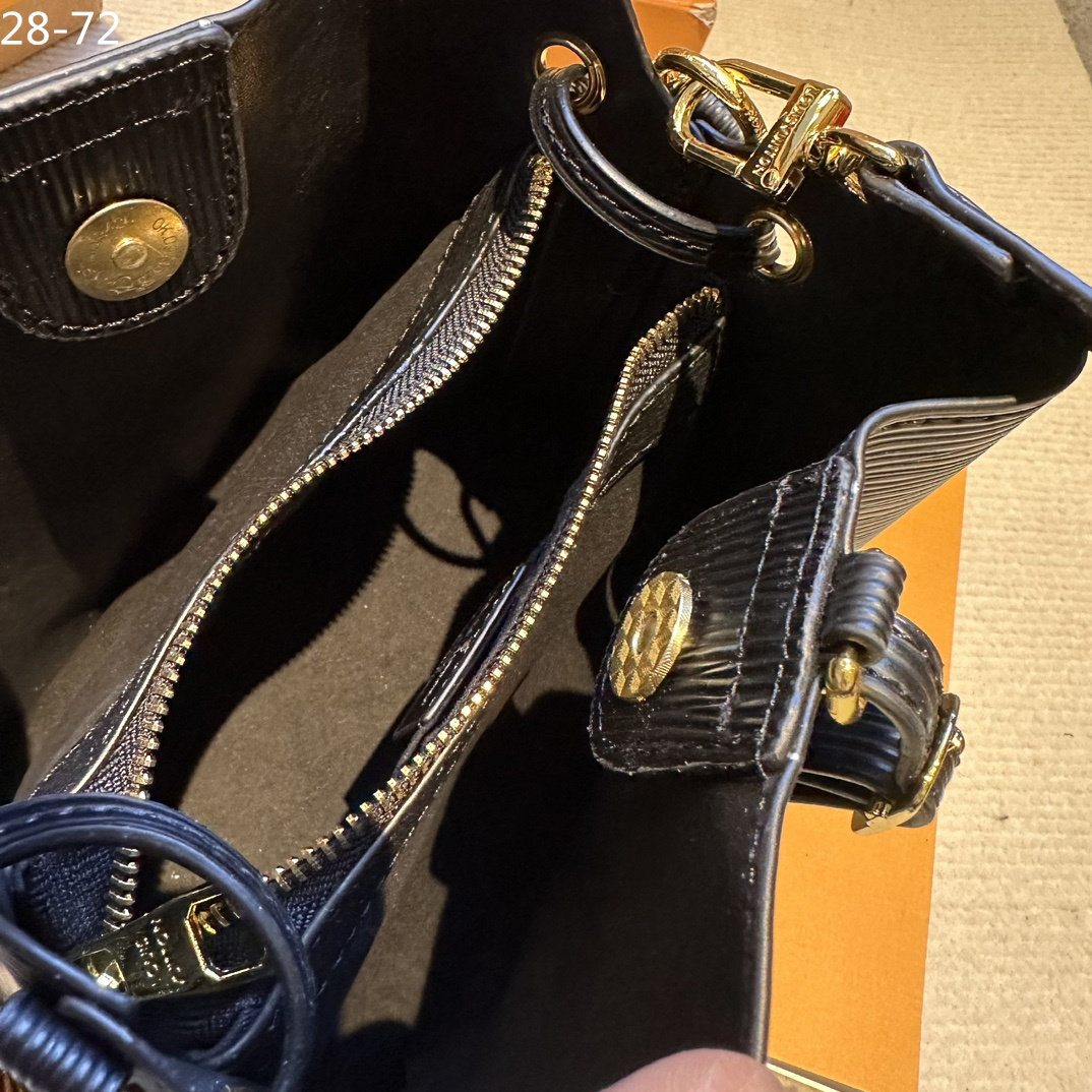 LV $65 gallery
