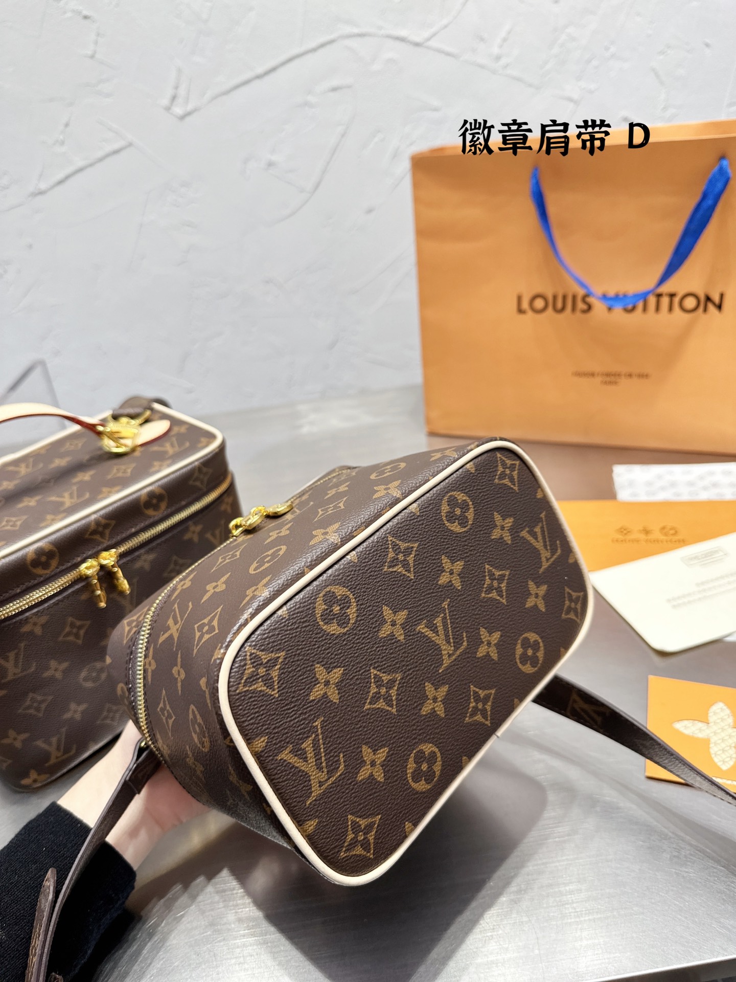 LV $65 gallery