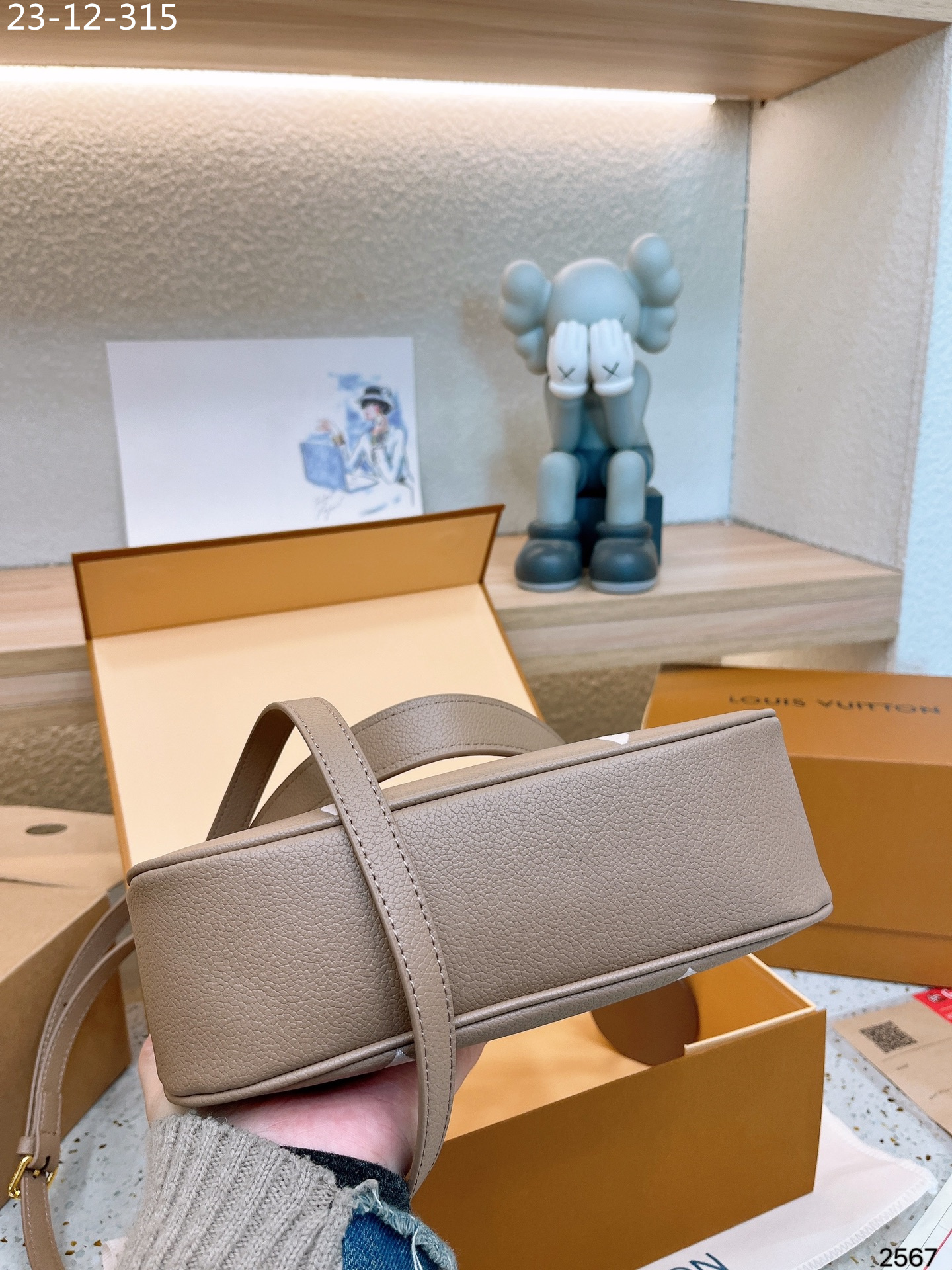 LV $65 gallery