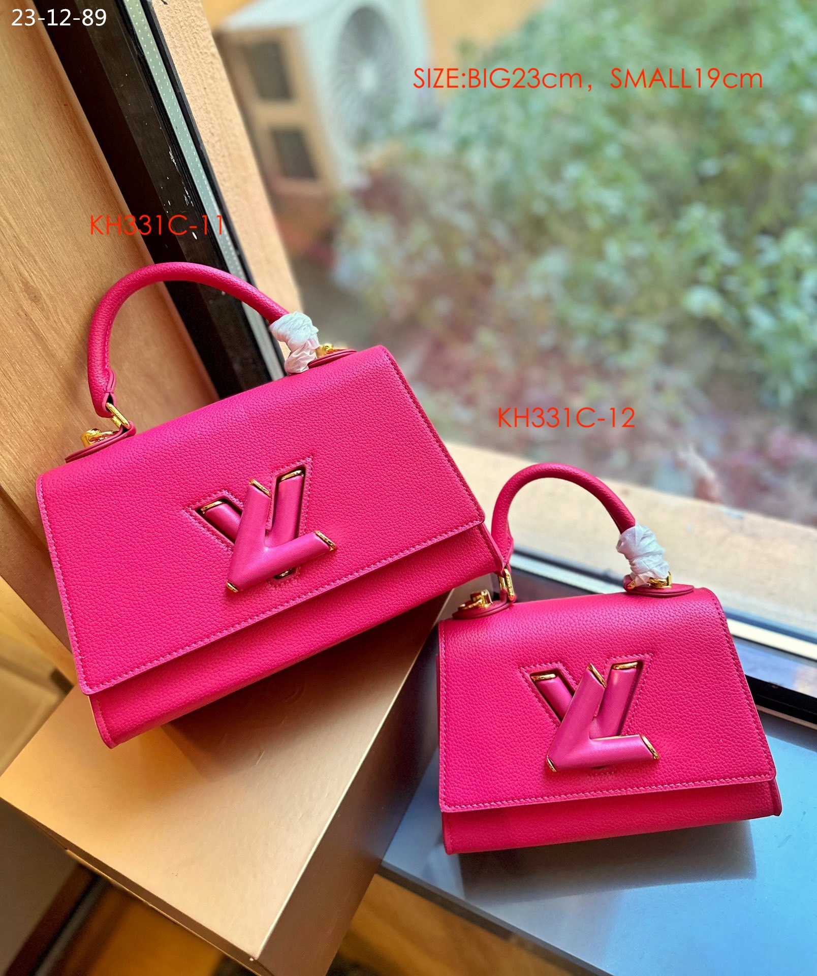 LV $65 gallery