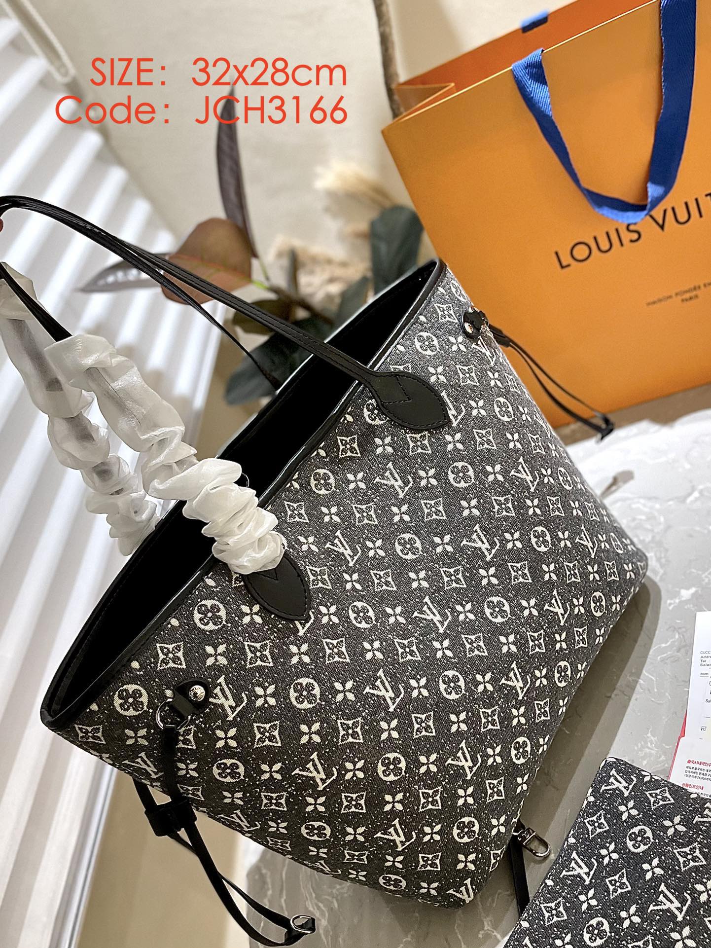 LV $65 gallery
