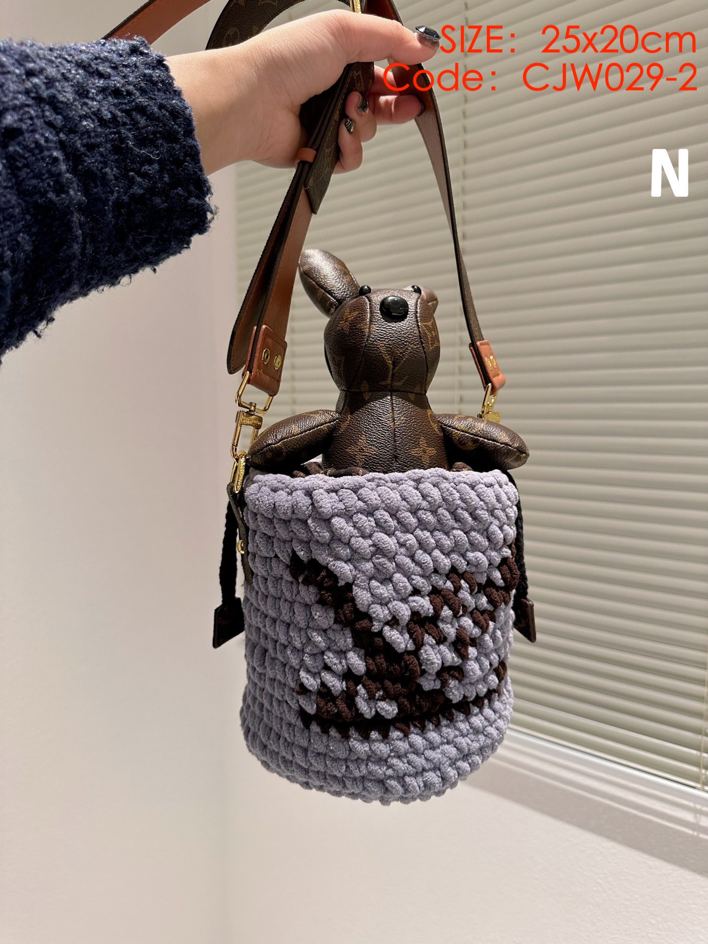 LV $65 gallery