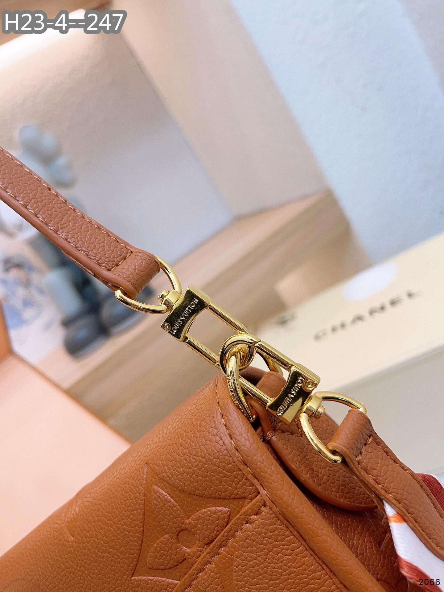 LV $65 gallery