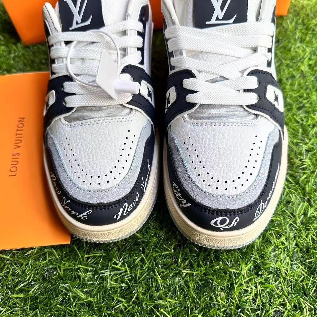 LV $65 gallery