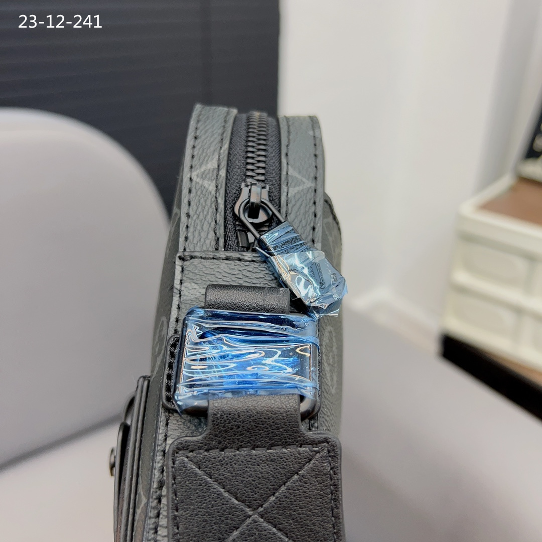 LV $65 gallery