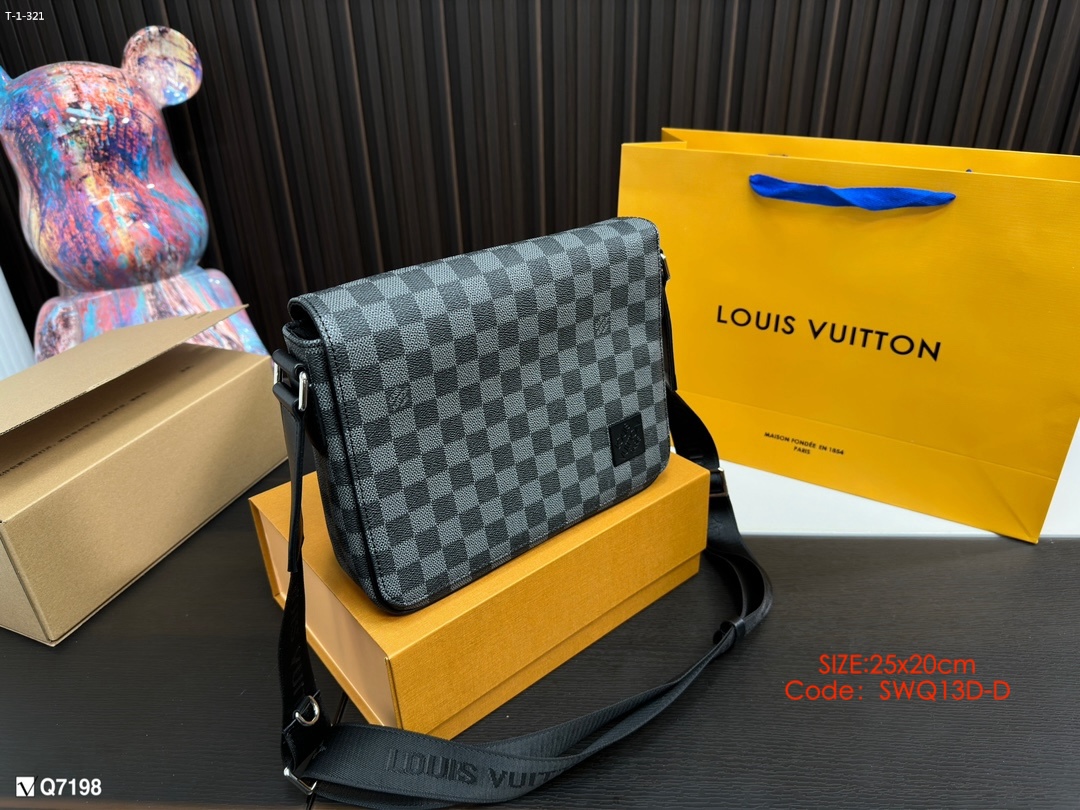 LV $65 gallery