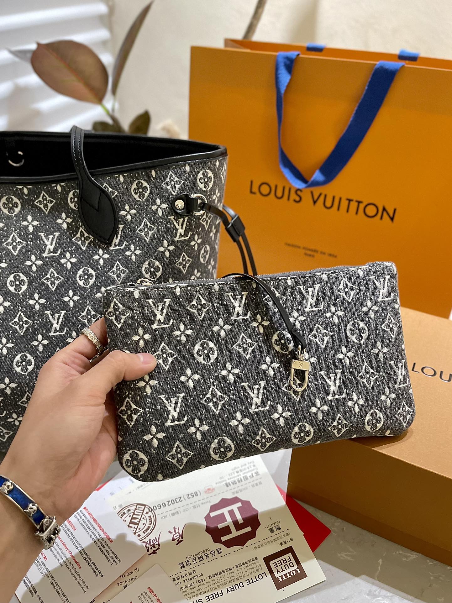 LV $65 gallery