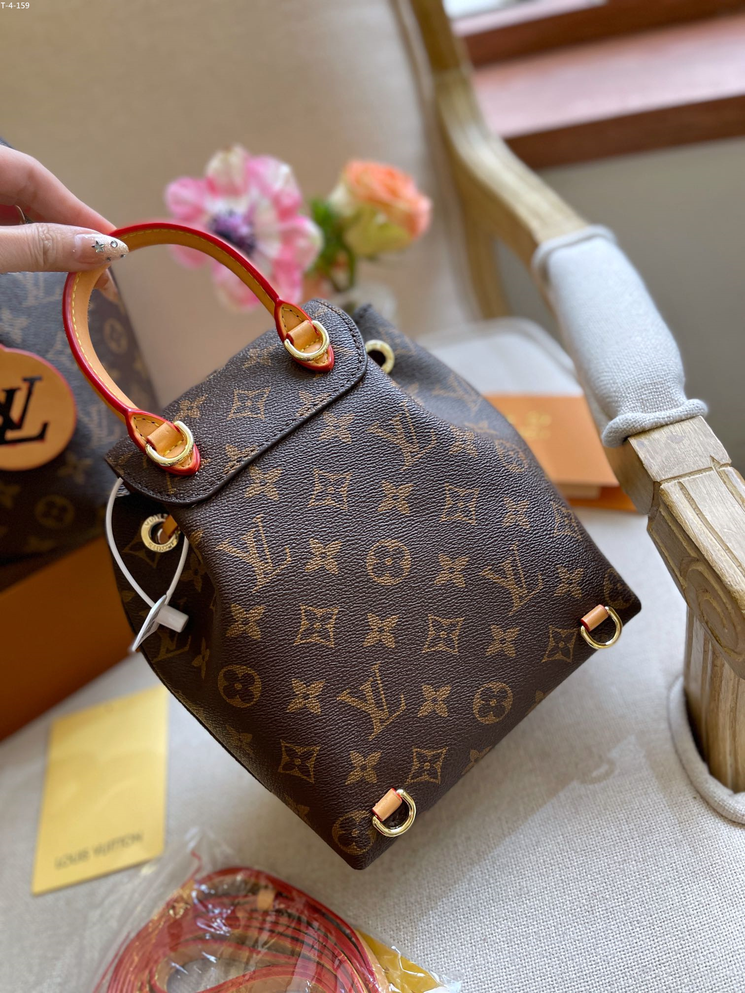 LV $65 gallery