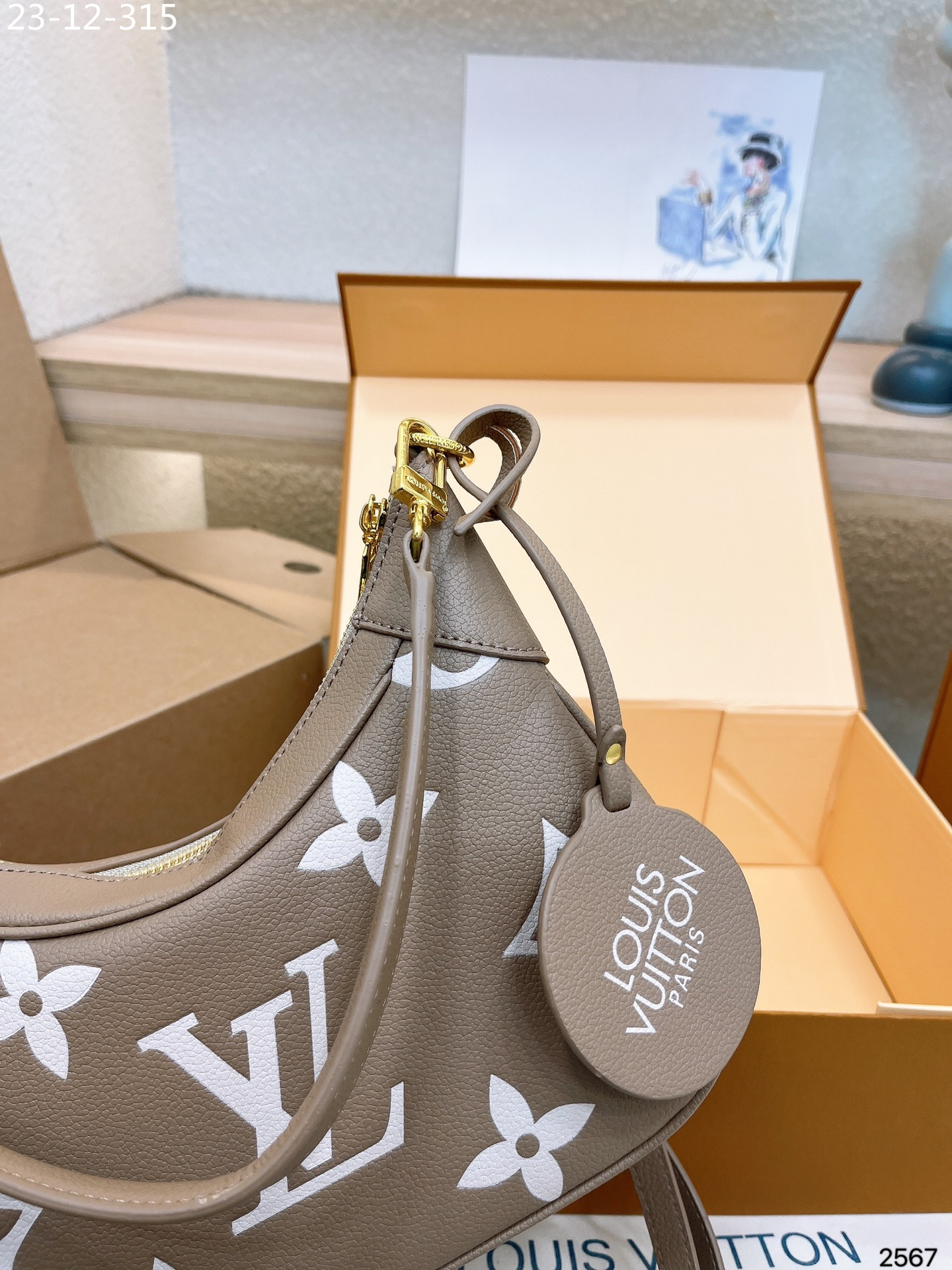 LV $65 gallery