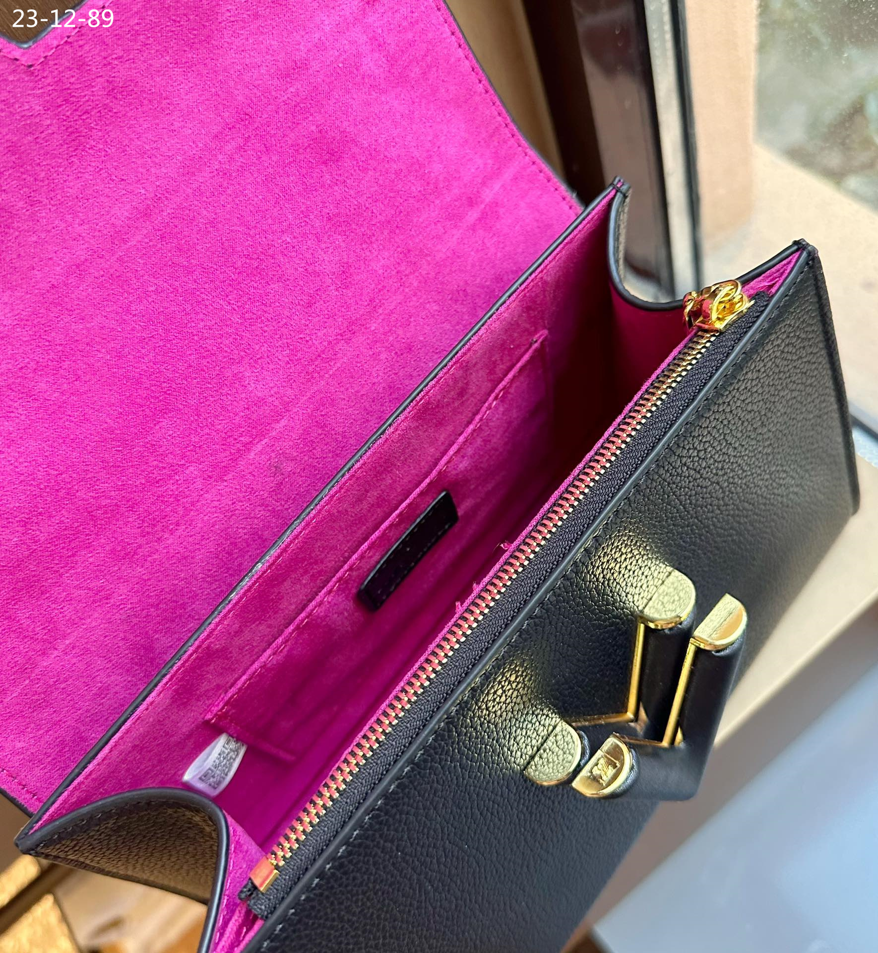 LV $65 gallery