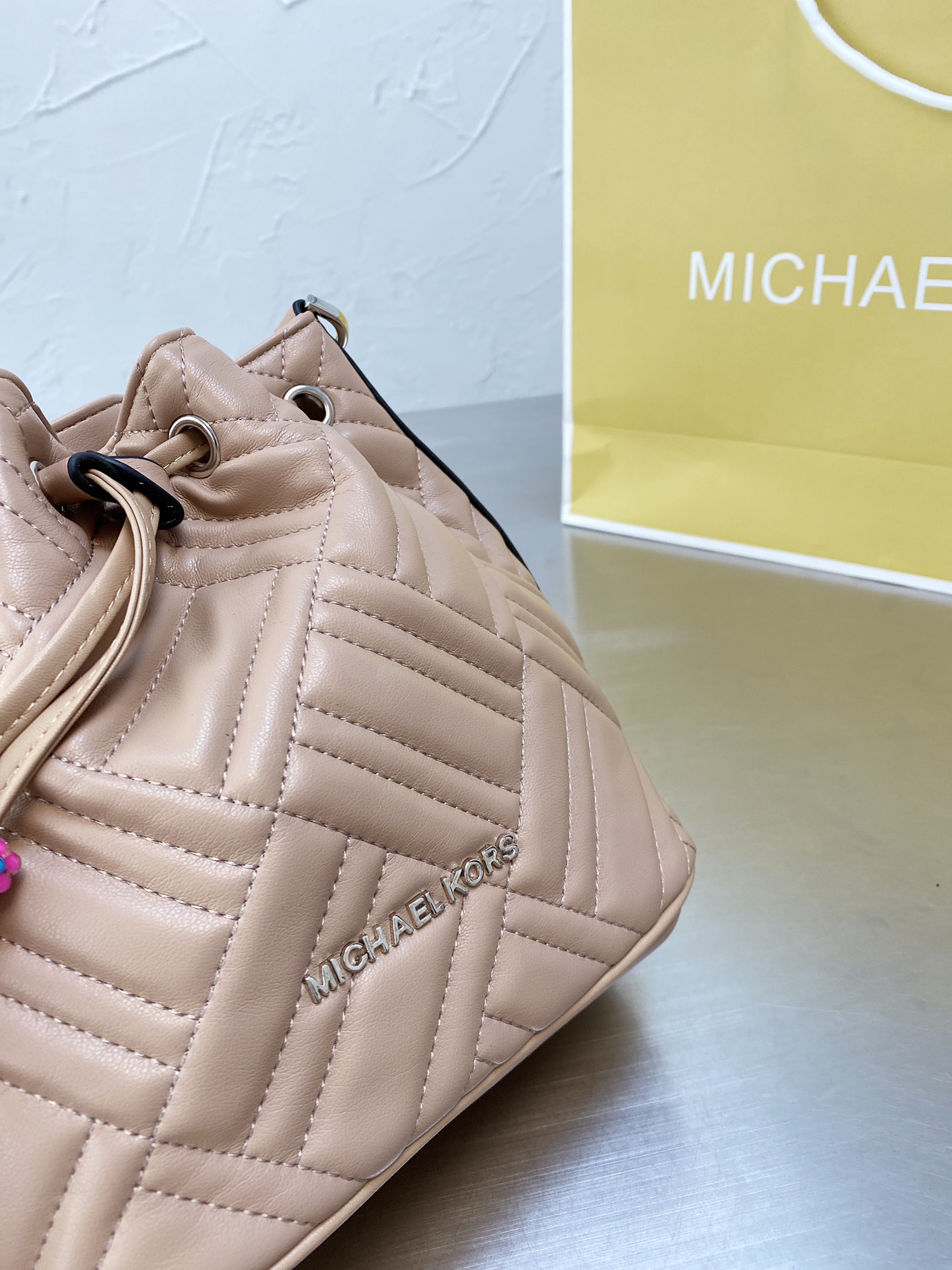 M_K  $50 gallery