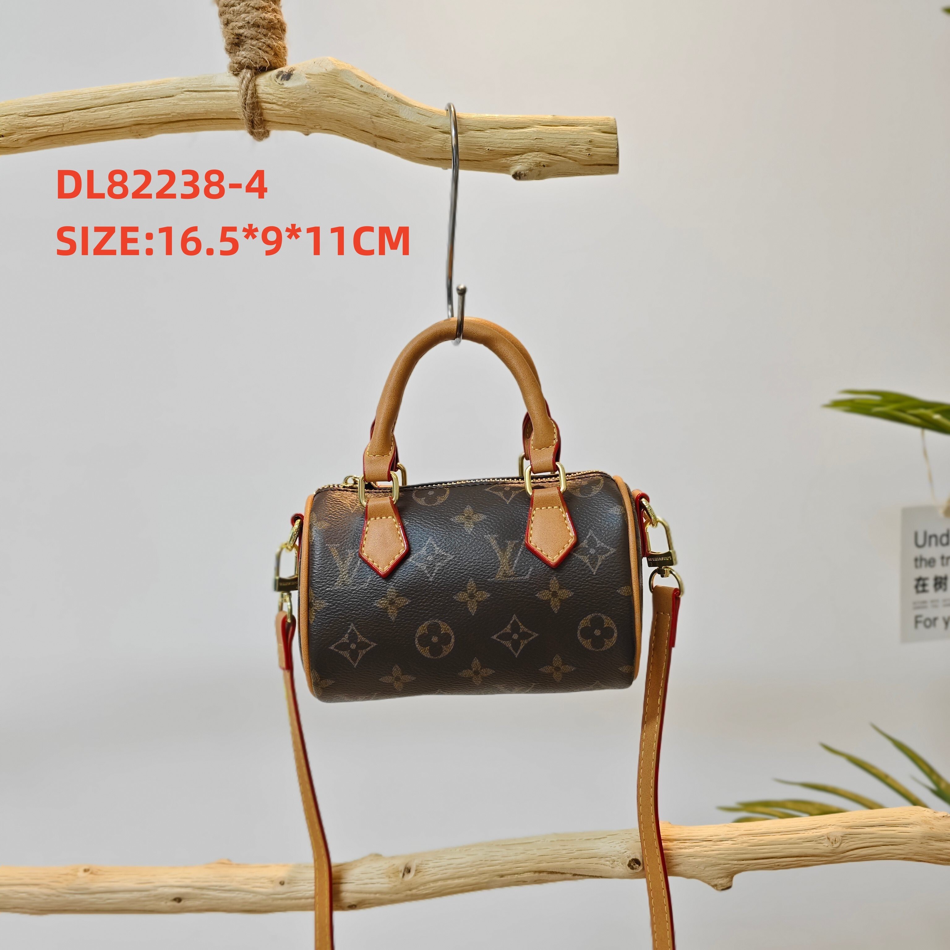 DL82238#SIZE:16.5*9*11CM gallery