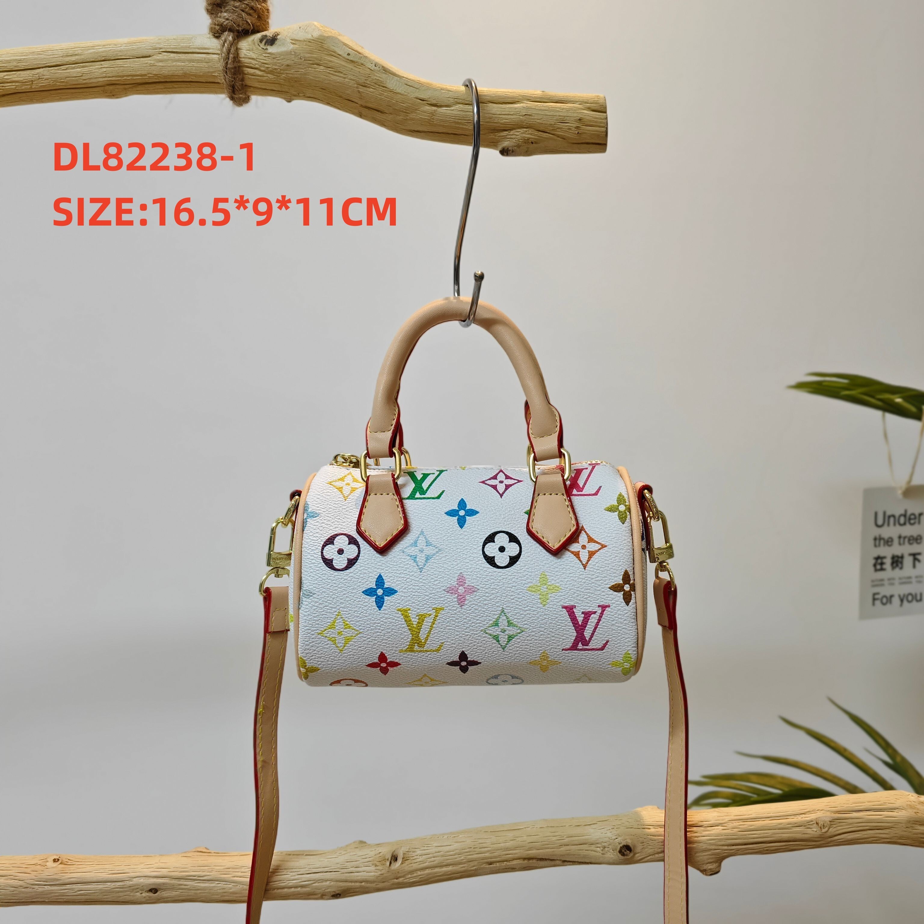 DL82238#SIZE:16.5*9*11CM gallery