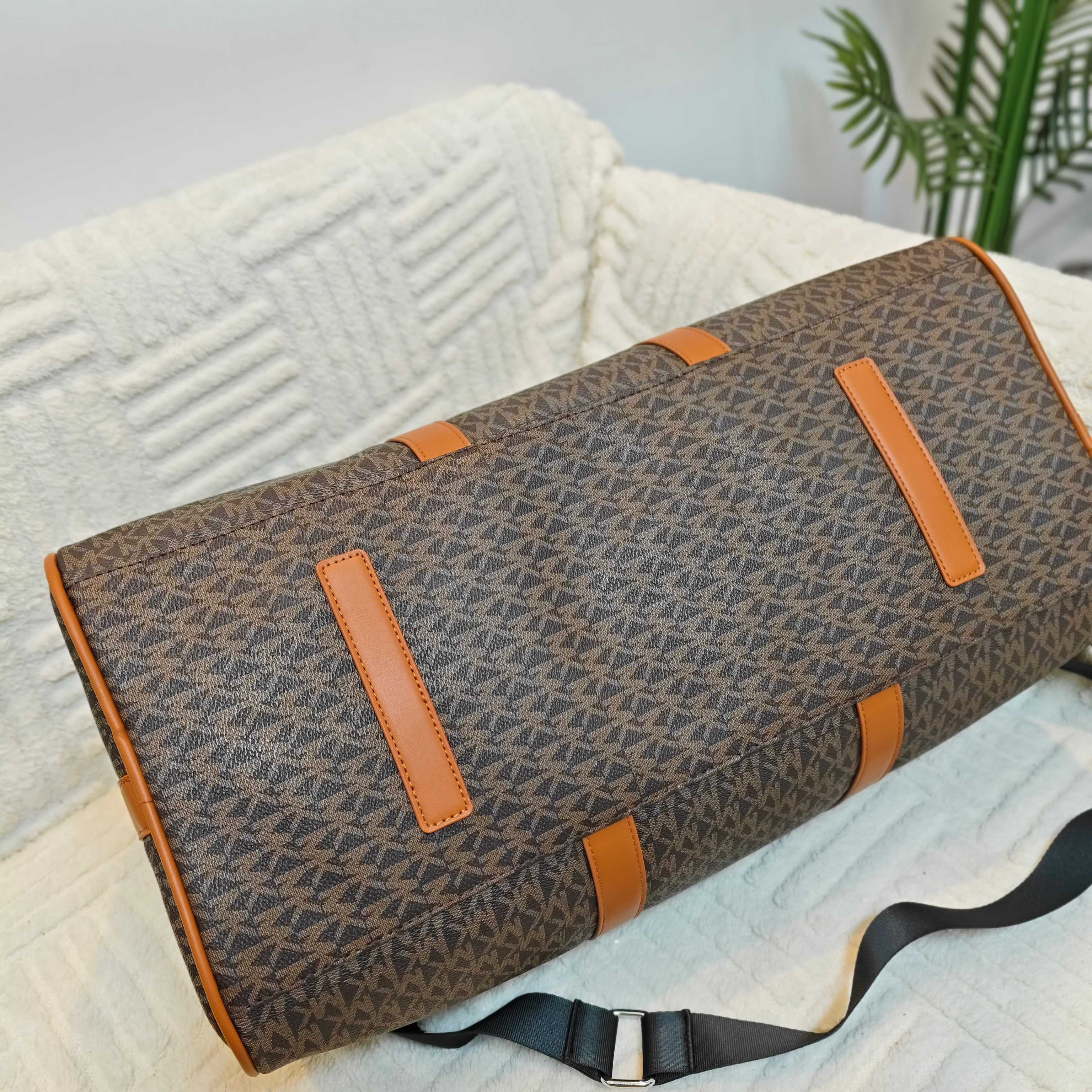 DM9236# SIZE:50*23*28CM gallery