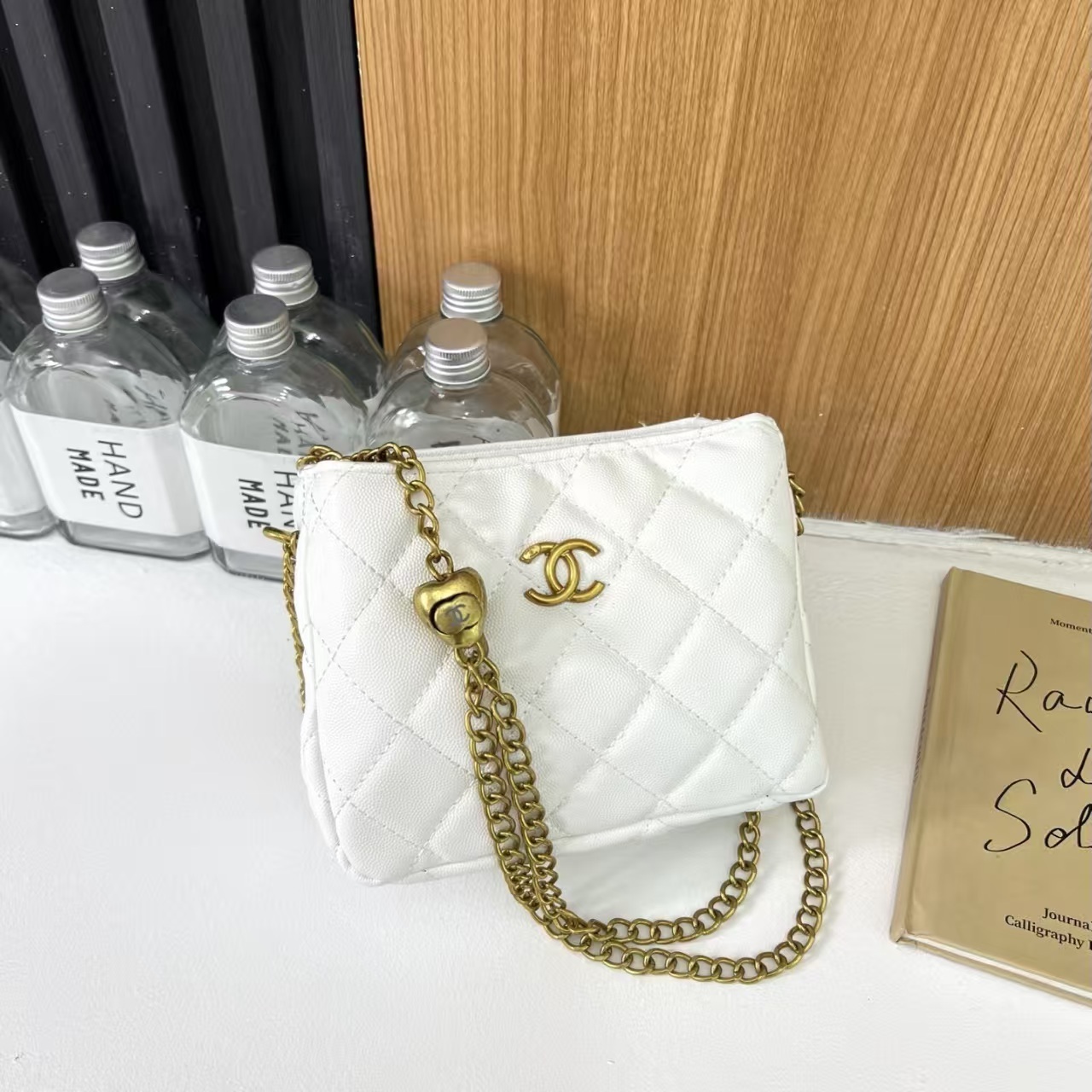 EC00133  SIZE:18*13*8CM gallery