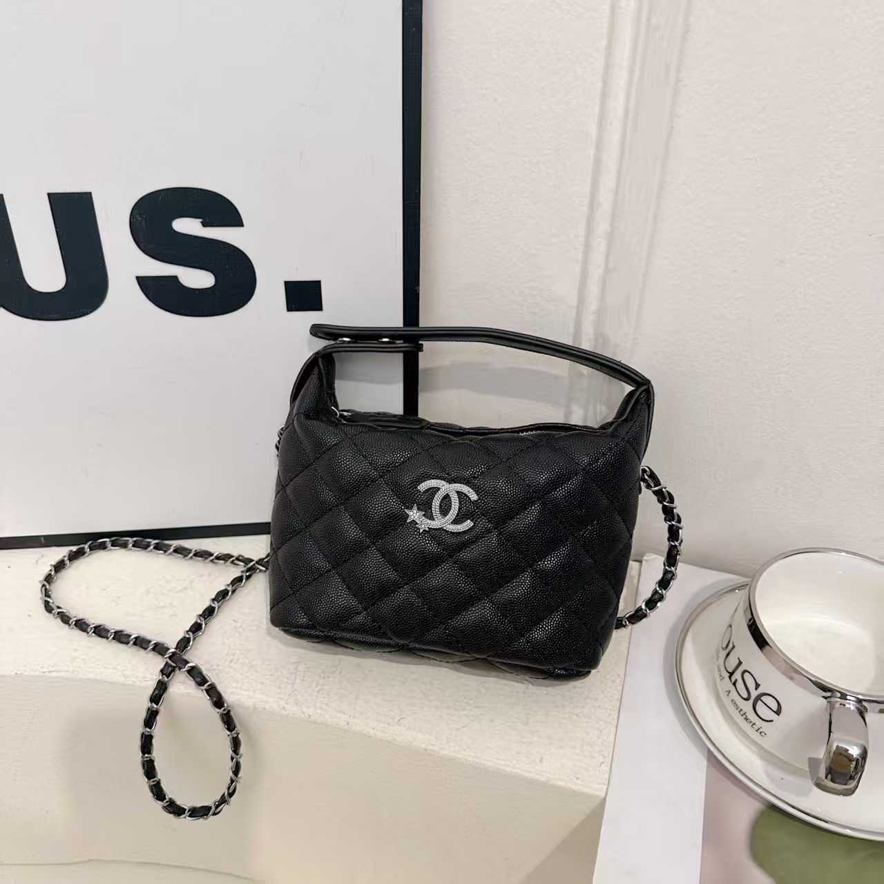 EC04829 SIZE:18*14*6CM gallery