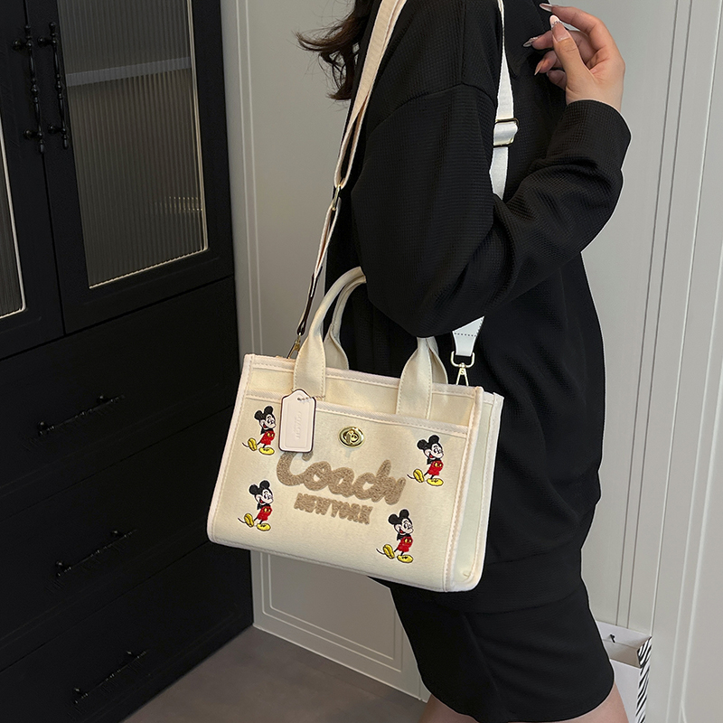 EC17343  SIZE;27*12*20CM gallery
