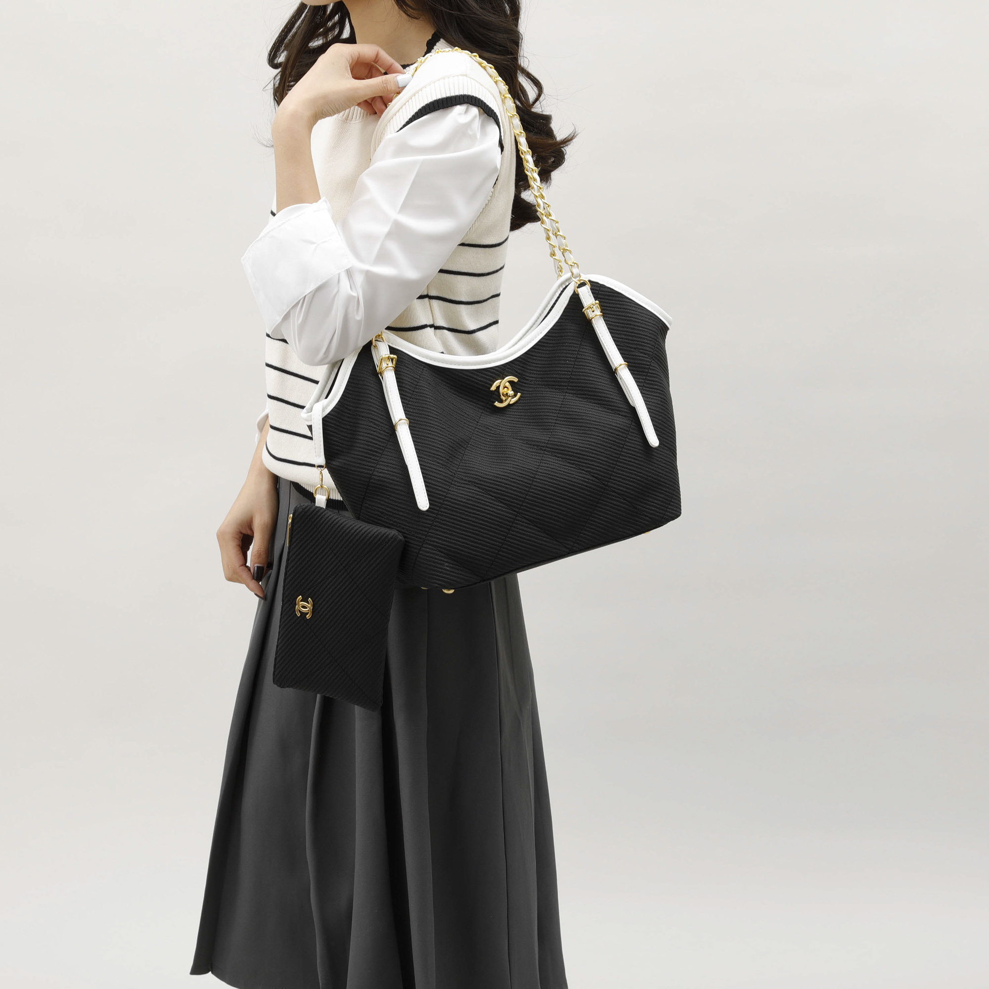 EC24654  SIZE:28*13*27CM gallery