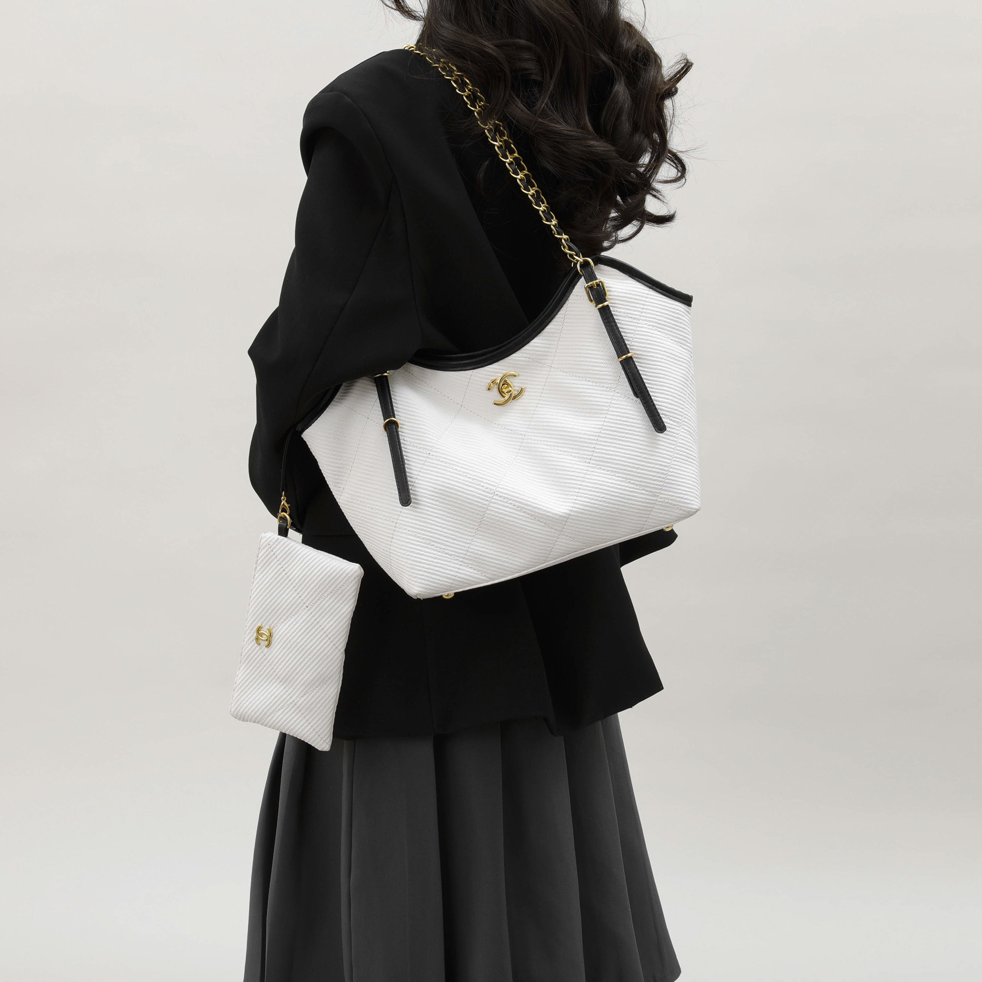 EC24654  SIZE:28*13*27CM gallery