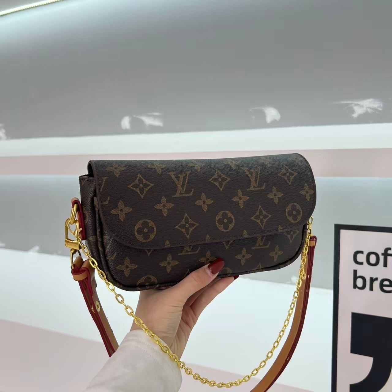 EL1501#  SIZE:25*13*6CM gallery