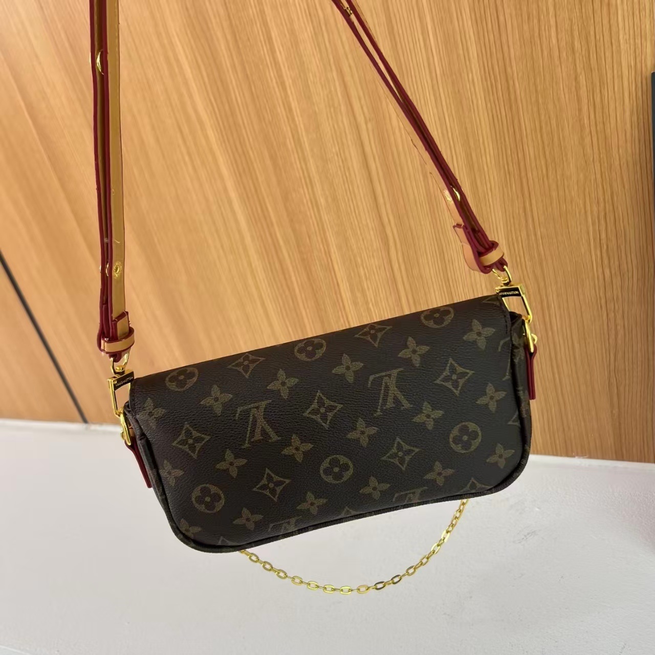 EL1501#  SIZE:25*13*6CM gallery